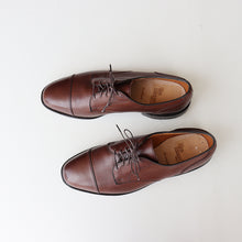 Load image into Gallery viewer, "ALLEN EDMONDS" CORTLAND LEATHER SHOES (SZ 9D / MINT CONDITION)