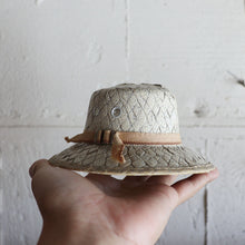 Load image into Gallery viewer, ANTIQUE SALESMAN SAMPLE HAT