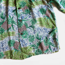Load image into Gallery viewer, 1950's "HALE HAWAII" L/S RAYON HAWAIIAN SHIRT (SZ XL / GOOD CONDITION)