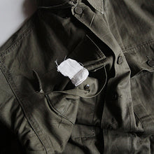 Load image into Gallery viewer, 1940's "U.S.ARMY" M-43 H.B.T UTILITY JACKET (SZ 38R) MINT CONDITION