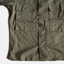 Load image into Gallery viewer, MADE IN USA 1950's U.S.ARMY M-43 H.B.T JACKET (38R)