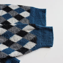 Load image into Gallery viewer, 1960's "ARROW" ARGYLE CARDIGAN (SZ LARGE / GOOD CONDITION)