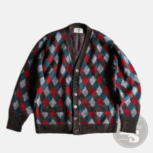Load image into Gallery viewer, 1960's "ARROW" ARGYLE CARDIGAN (SZ LARGE / GOOD CONDITION)