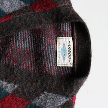 Load image into Gallery viewer, 1960's "ARROW" ARGYLE CARDIGAN (SZ LARGE / GOOD CONDITION)