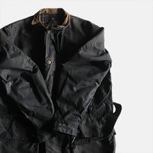 Load image into Gallery viewer, 1990's "BARBOUR" INTERNATIONAL SUIT (SZ 40)