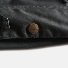 Load image into Gallery viewer, 1990's "BARBOUR" INTERNATIONAL SUIT (SZ 40)