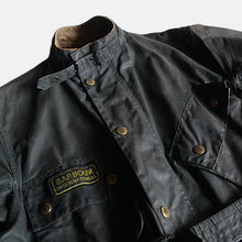 Load image into Gallery viewer, 1990's "BARBOUR" INTERNATIONAL SUIT (SZ 40)