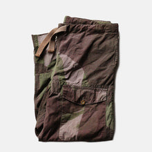 Load image into Gallery viewer, 1940's BRITISH ARMY BRUSHED CAMO TROUSER (GOOD CONDITION)