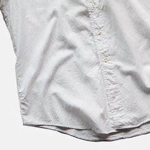 Load image into Gallery viewer, "BROOKS BROTHERS" OXFORD B.D SHIRT (LARGE) MADE IN USA