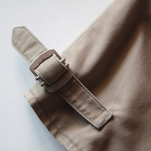 Load image into Gallery viewer, VINTAGE "BURBERRYS" COTTON BLOUSON (LARGE)