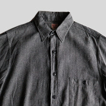 Load image into Gallery viewer, ~1950's "PACEMAKER" BLACK CHAMBRAY WORK SHIRT (SZ LARGE / SINGLE POCKET / GOOD CONDITION)