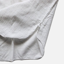 Load image into Gallery viewer, ANTIQUE BAND COLLAR COTTON PULLOVER SHIRT (SZ MEDIUM / GOOD CONDITION)