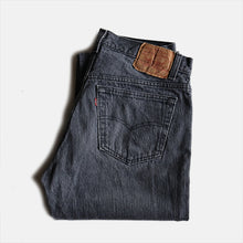 Load image into Gallery viewer, 1980's LEVIS 501 BLACK DENIM PANTS (GOOD CONDITION / RARE PATTERN)