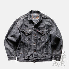 Load image into Gallery viewer, 1980's "LEVI'S" BLACK DENIM JACKET (SZ MEDIUM / EARLY DYE)