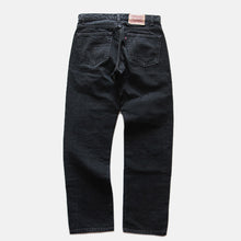 Load image into Gallery viewer, 1990's "LEVI'S" 505 BLACK DENIM MADE IN USA (W34 L30)