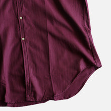 Load image into Gallery viewer, 1960's "PENNEYS" COTTON H.B.T S/S B.D.SHIRT (SZ LARGE / DEADSTOCK)