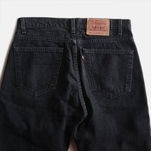 Load image into Gallery viewer, 1990's "LEVI'S" 505 BLACK DENIM MADE IN USA (W34 L30)