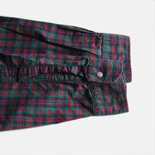 Load image into Gallery viewer, OLD "BROOKS BROTHERS" COTTON B.D SHIRT (15 HALF) MADE IN U.S.A