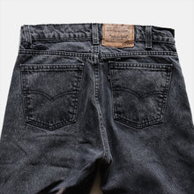 Load image into Gallery viewer, 1990's "LEVI'S" 505 BLACK DENIM PANTS (MADE IN USA) SZ W31 L30