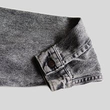 Load image into Gallery viewer, 1980's "LEVI'S" 70505 BLACK DENIM JACKET (SZ MEDIUM / GOOD CONDITION)