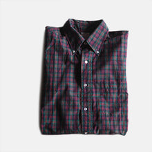 Load image into Gallery viewer, OLD "BROOKS BROTHERS" COTTON B.D SHIRT (15 HALF) MADE IN U.S.A