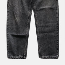 Load image into Gallery viewer, 1990's "LEVI'S" 550 SLIM TAPARED BLACK DENIM (W29×L29) EARLY DYE