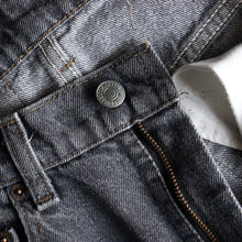 Load image into Gallery viewer, 1990's "LEVI'S" 505-0259 BLACK JEANS (SZ W32×L34 / EARLY DYE )