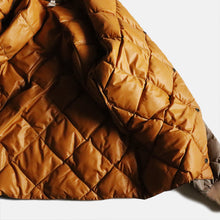 Load image into Gallery viewer, 1970's "EDDIE BAUER" QUILTING DOWN JACKET (LARGE)