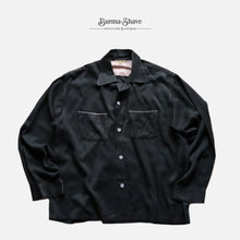 Load image into Gallery viewer, 1950's "BLOCKS" BLACK RAYON BOX SHIRT (SZ LARGE / MINT CONDITION)
