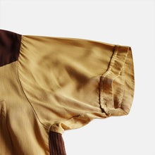 Load image into Gallery viewer, 1960's "CROWN PRINCE" RAYON BOX SHIRT (SZ MEDIUM / GOOD COLLOR)