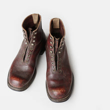 Load image into Gallery viewer, "CLINCH" MILNE BOOTS (TOP NOTCH HORSEHIDE / BLACK)