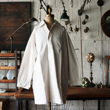 Load image into Gallery viewer, 1960's FRENCH WORK BUTCHER SMOCK (SZ UNISEX / DEADSTOCK→ONE WASH)