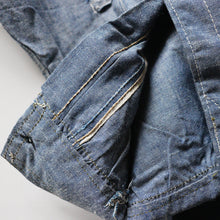 Load image into Gallery viewer, 1930's~ "MODEL SHIRT" HEAVY OZ WORK CHAMBRAY SHIRT (SZ 16 / SPECIAL DETAIL / DEADSTOCK)
