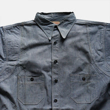 Load image into Gallery viewer, 1930's~ "MODEL SHIRT" HEAVY OZ WORK CHAMBRAY SHIRT (SZ 16 / SPECIAL DETAIL / DEADSTOCK)