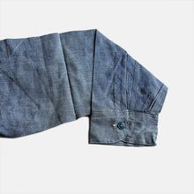 Load image into Gallery viewer, DEAD STOCK 1940's "U.S.N" COTTON CHAMBRAY L/S SHIRT (SZ 14H)