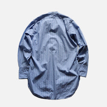 Load image into Gallery viewer, 1940's "CC41" COTTON DRESS SHIRT (SZ MEDIUM / MADE IN ENGLAND)
