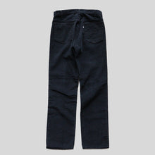 Load image into Gallery viewer, 1990's "LEVI'S" 519-1558 BLACK CORDUROY PANTS (SZ W32×L31 / MINT CONDITION)