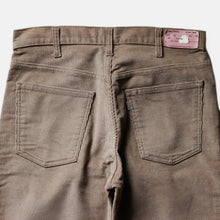 Load image into Gallery viewer, 1980's "LEVI'S" 519 CORDUROY PANTS (SZ W34×L31 / DEADSTOCK)