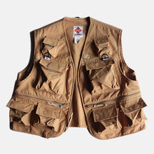 Load image into Gallery viewer, 1980's "COLUMBIA" COTTON FISHING OUTDOOR VEST (LARGE) MINT CONDITION
