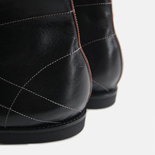 画像をギャラリービューアに読み込む, "CLINCH BOOTS & SHOES" MAST TRAINER HORSEHIDE BLACK WHITE STITCH