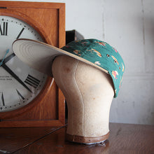 Load image into Gallery viewer, MADE IN USA 1980's "LAKE OF THEISLES" LONG BILL COTTON CAP (FITS LIKE ALL)