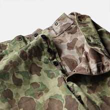 Load image into Gallery viewer, 1940's "U.S.M.C" P-44 DUCK HUNTER CAMO TROUSER (SZ W36 L30 / GOOD CONDITION)