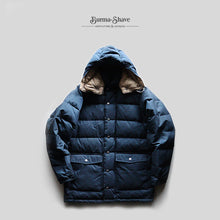 Load image into Gallery viewer, 1970's "RECREATIONAL EQUIPMENT,INC." DOWN PARKA (SZ LARGE / MINT CONDITION)