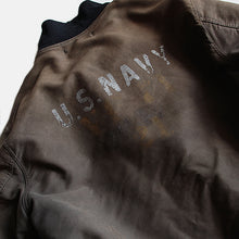 Load image into Gallery viewer, WW2 "U.S.N" SUN FADED DECK JACKET (GOOD STENCIL) SZ 42