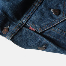 Load image into Gallery viewer, 1980's "LEVI'S" 70505 DENIM JACKET (42 LARGE)