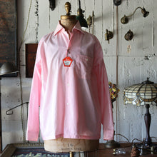 Load image into Gallery viewer, 1960's "AETNA" COTTON BOX SHIRT (SZ MEDIUM / DEADSTOCK)