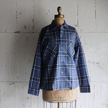 Load image into Gallery viewer, 1960's "W.T.GRANT" RAYON×COTTON BOX SHIRT (SZ 15 HALF / DEADSTOCK)