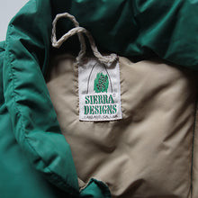 Load image into Gallery viewer, 1970's "SIERRA DESIGNS" DOWN VEST (LARGE)
