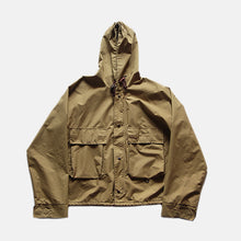 Load image into Gallery viewer, 1970's "DAXBAK" GORE TEX OUTDOOR JACKET (LARGE)