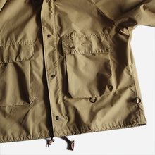 Load image into Gallery viewer, 1970's "DAXBAK" GORE TEX OUTDOOR JACKET (LARGE)